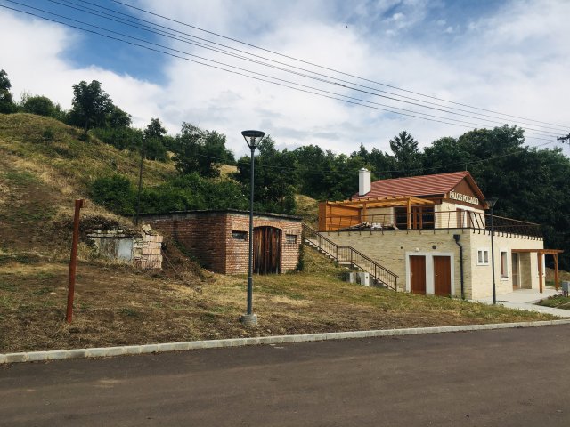 Eladó ipari ingatlan, Pálosvörösmarton 15.8 M Ft