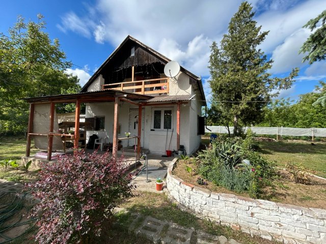 Eladó családi ház, Monoron 31.5 M Ft, 4 szobás