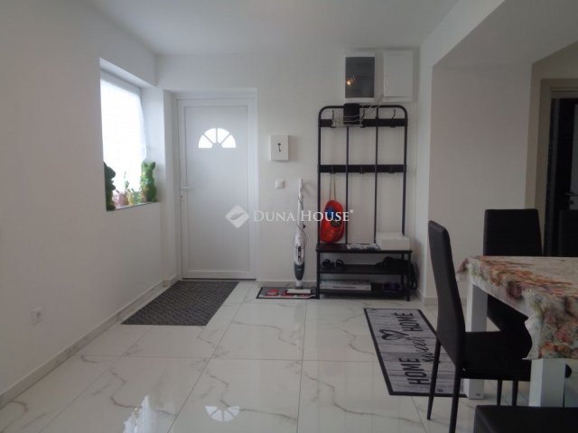 Eladó családi ház, Bodajkon 67 M Ft, 2 szobás