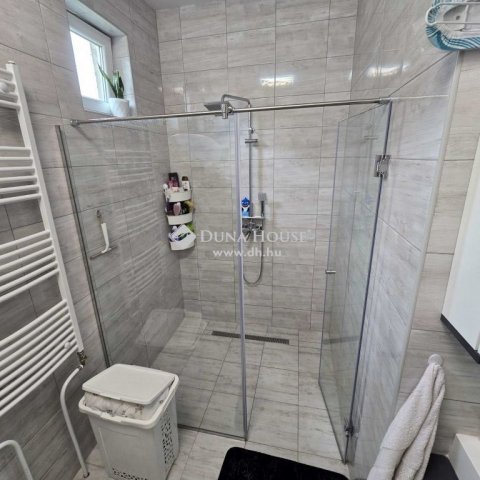 Eladó családi ház, Lajosmizsén 69.9 M Ft, 4 szobás