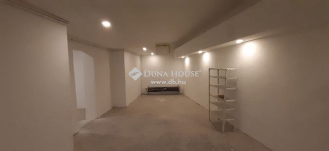 Eladó üzlethelyiség, Budapesten, XIII. kerületben 55 M Ft