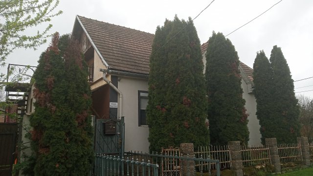 Eladó családi ház, Kállón 19.5 M Ft, 4+1 szobás