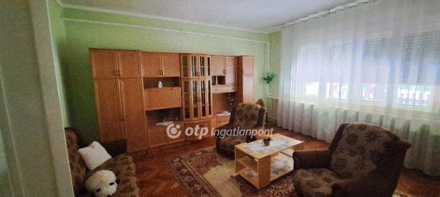 Kiadó családi ház, albérlet, Kunágotán 75 E Ft / hó, 2 szobás
