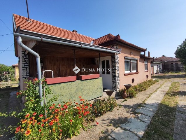 Eladó családi ház, Gárdonyban 45 M Ft, 2 szobás
