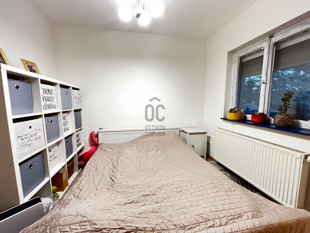 Eladó családi ház, Mogyoródon 54 M Ft, 3 szobás