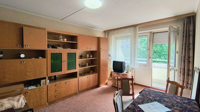 Eladó panellakás, Érden, Erzsébet utcában 47 M Ft, 2 szobás