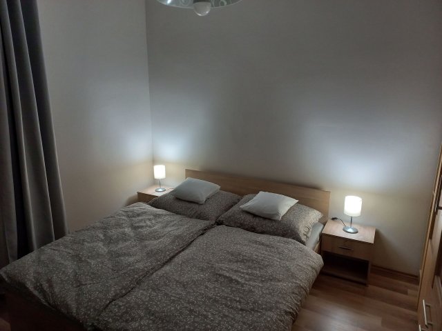 Eladó panellakás, Pakson 49.99 M Ft, 2 szobás
