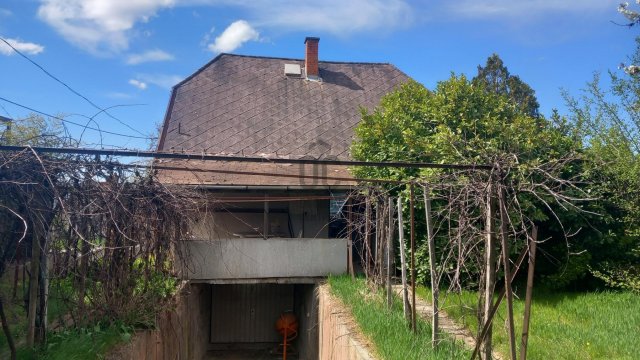 Eladó családi ház, Csömörön 84.9 M Ft, 2 szobás