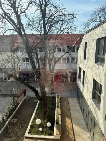 Eladó üzlethelyiség, Siófokon 179.71 M Ft / költözzbe.hu