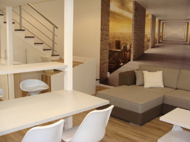 Kiadó téglalakás, albérlet, Pécsett 180 E Ft / hó, 2 szobás