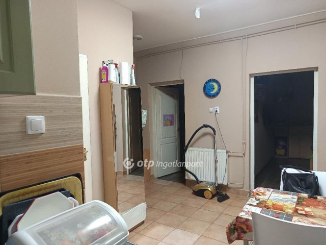 Eladó téglalakás, Budapesten, XX. kerületben 55 M Ft, 1+2 szobás