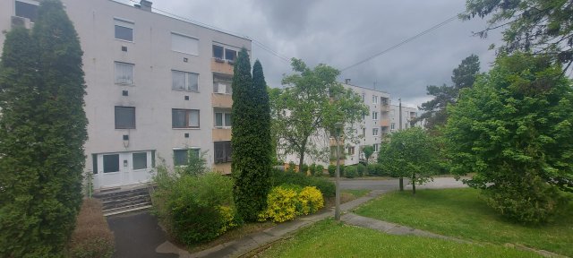 Eladó téglalakás, Miskolcon, Szeder utcában 21 M Ft, 2 szobás