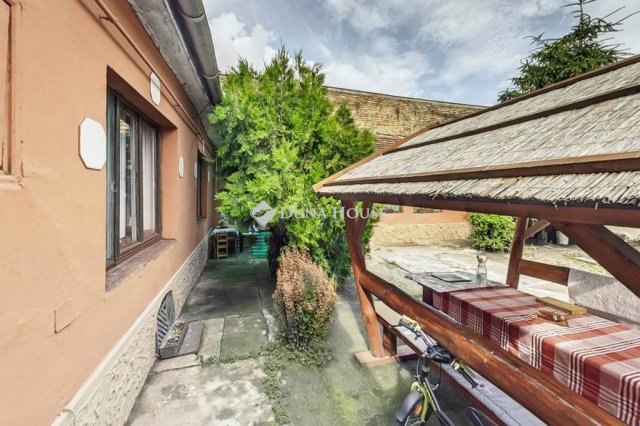 Eladó családi ház, Kecskeméten 29.5 M Ft, 3 szobás