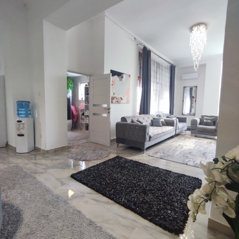 Eladó családi ház, Makón 68 M Ft, 3 szobás
