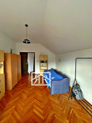 Kiadó téglalakás, albérlet, Szegeden, Bérkert utcában