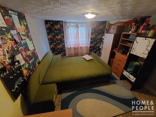 Eladó családi ház, Röszkén 23.5 M Ft, 3+1 szobás