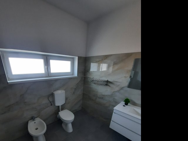 Kiadó családi ház, albérlet, Debrecenben 800 E Ft / hó