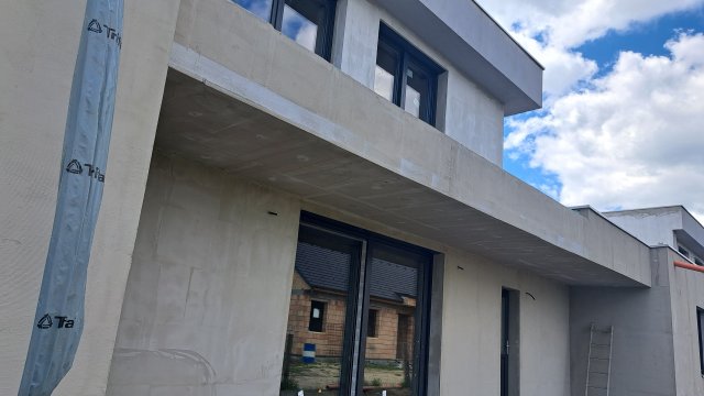 Eladó családi ház, Ajkán 55 M Ft, 3 szobás