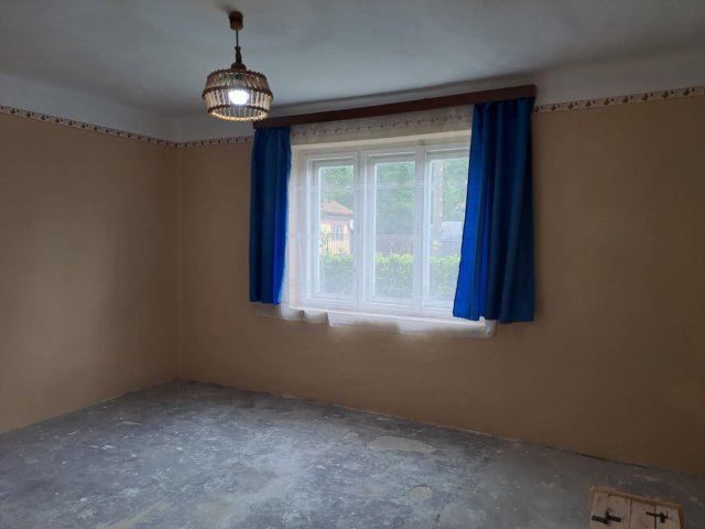 Eladó családi ház, Tataházán 11 M Ft, 3 szobás