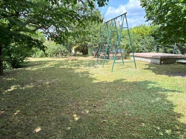 Eladó nyaraló, Velencén 39.5 M Ft, 1+2 szobás