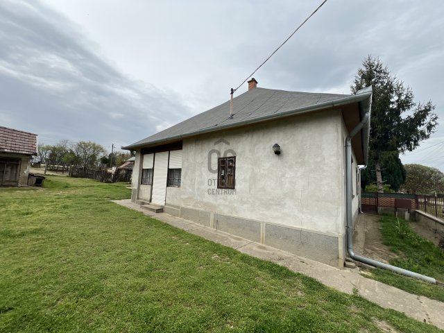 Eladó családi ház, Szedresen 27.5 M Ft, 3 szobás
