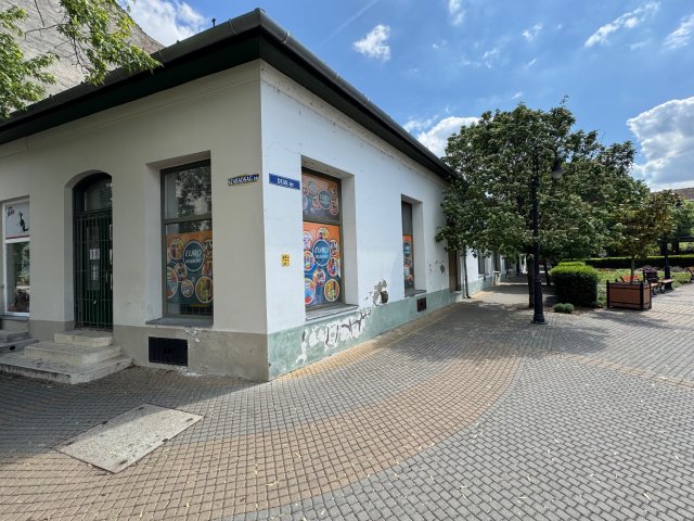 Kiadó üzlethelyiség, Nagykőrösön 400 E Ft / hó