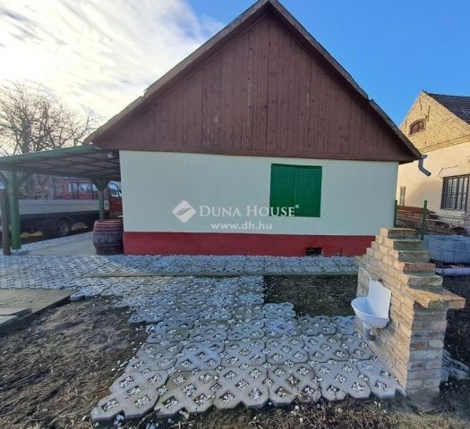 Eladó mezogazdasagi ingatlan, Pilisen 18.35 M Ft, 2 szobás