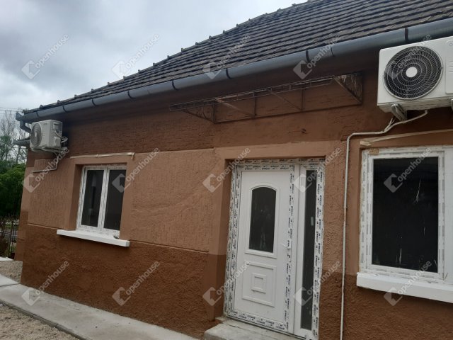Eladó családi ház, Molnárin 22.5 M Ft, 3 szobás