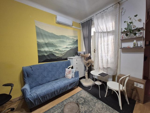 Eladó téglalakás, Budapesten, VI. kerületben 59.5 M Ft, 2 szobás