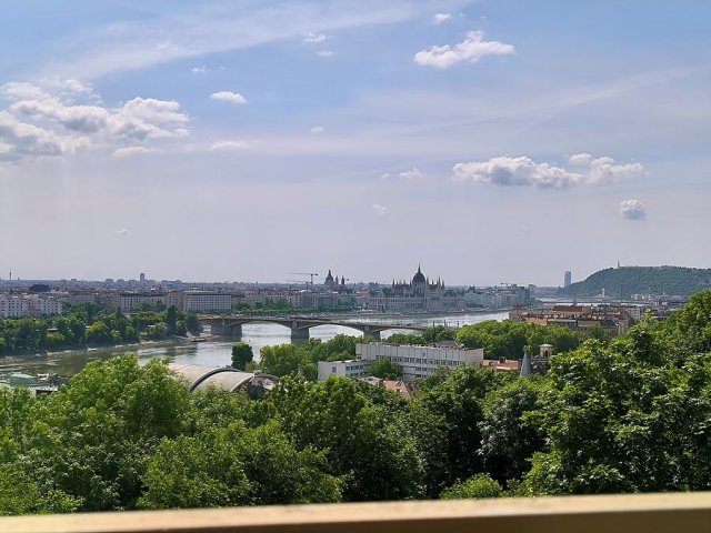 Eladó téglalakás, Budapesten, II. kerületben 160 M Ft, 3 szobás