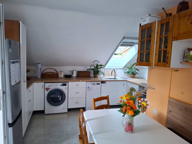 Eladó téglalakás, Leányfaluban 59.9 M Ft, 3 szobás