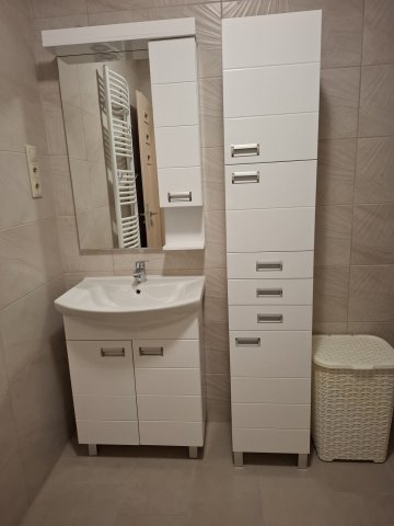 Kiadó téglalakás, albérlet, Szekszárdon 200 E Ft / hó