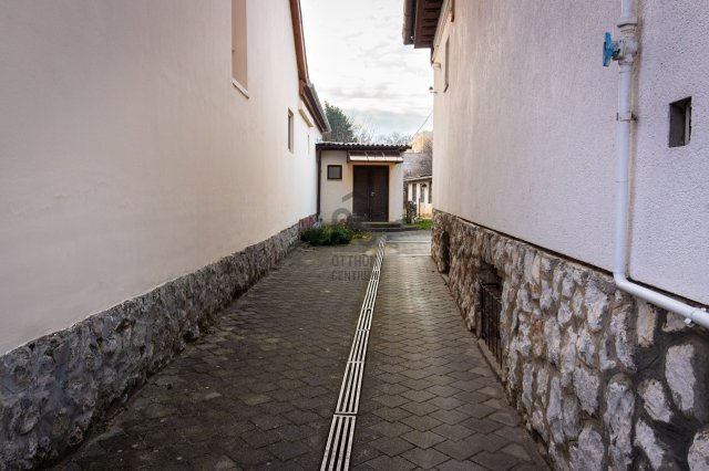 Eladó családi ház, Kaposváron 65.9 M Ft, 3 szobás