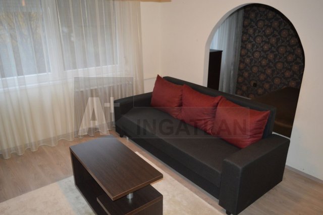 Kiadó téglalakás, albérlet, Szegeden 120 E Ft / hó, 2 szobás