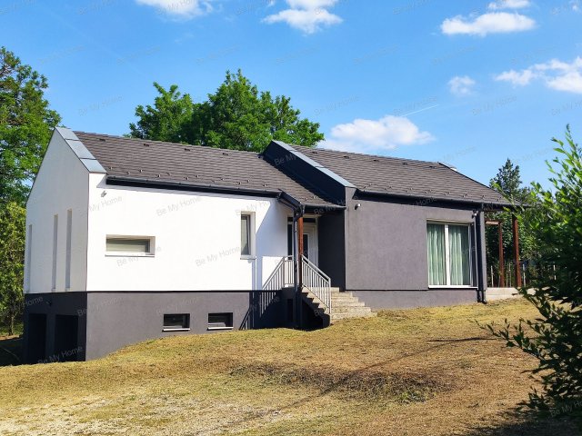 Eladó családi ház, Őrbottyánban 135 M Ft, 3 szobás