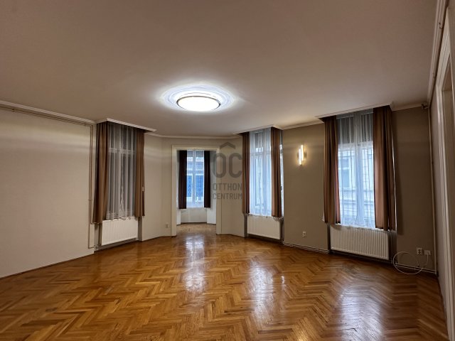 Kiadó téglalakás, albérlet, Nagykanizsán 210 E Ft / hó