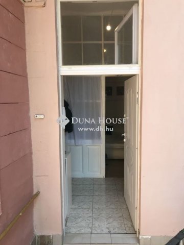 Eladó téglalakás, Budapesten, VIII. kerületben 58 M Ft, 2 szobás