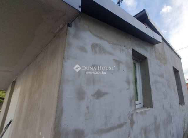 Eladó családi ház, Budapesten, XXI. kerületben 39.9 M Ft