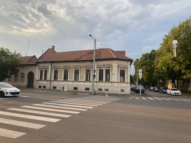 Eladó üzlethelyiség, Miskolcon, Vörösmarty Mihály utcában