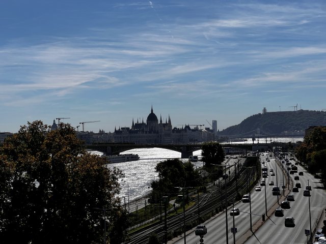 Eladó téglalakás, Budapesten, II. kerületben, Harcsa utcában