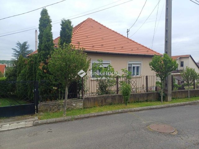 Eladó családi ház, Miskolcon 63 M Ft, 3 szobás