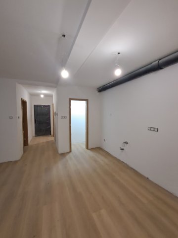 Eladó téglalakás, Debrecenben 264.5 M Ft, 5 szobás