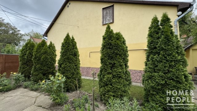 Eladó családi ház, Szegeden 47.999 M Ft, 2 szobás