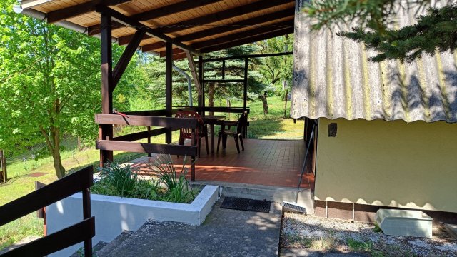 Eladó nyaraló, Adonyban 22.9 M Ft, 3 szobás