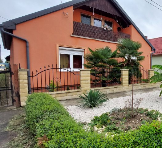 Eladó családi ház, Dombóváron, Búzavirág utcában 58 M Ft