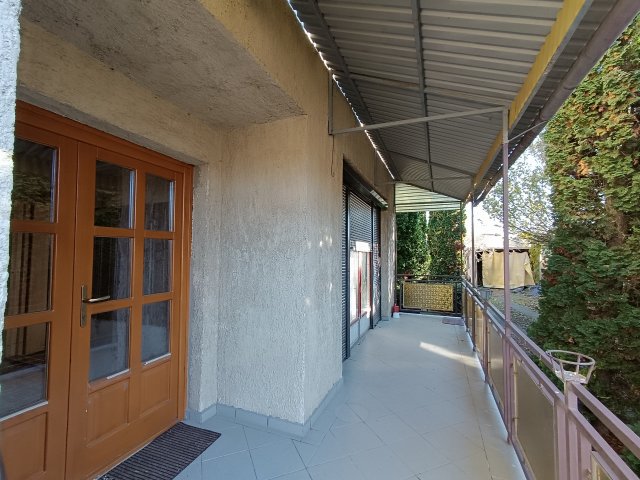 Eladó családi ház, Dombóváron 28.5 M Ft, 3 szobás