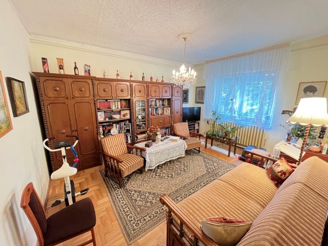 Eladó családi ház, Kaposváron 53.5 M Ft, 7 szobás