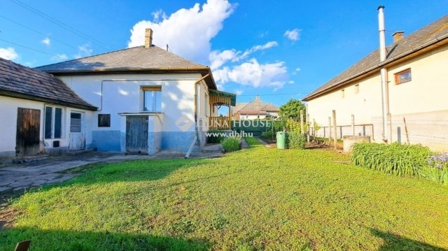 Eladó családi ház, Zsámbokon 47.5 M Ft, 3 szobás