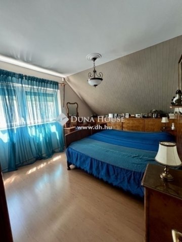 Eladó családi ház, Budaörsön 208 M Ft, 4+2 szobás