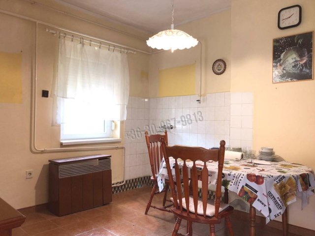 Eladó családi ház, Békéscsabán 27.9 M Ft, 3 szobás